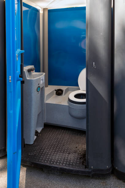 Portable Toilet Options We Offer in Oak Ridge, FL